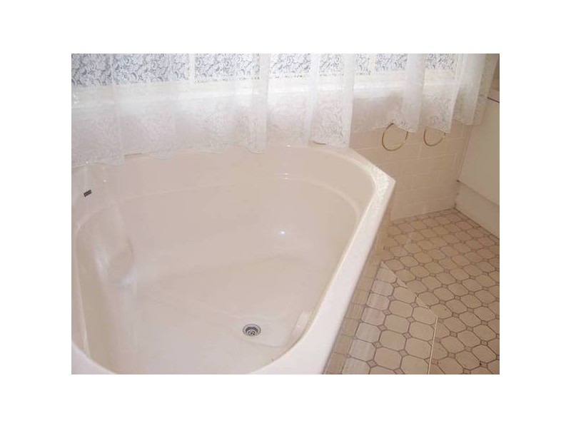 Oxley St, Campbelltown NSW 2560