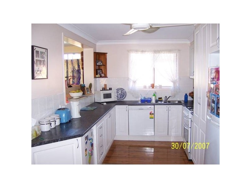 Lilliyvicks Cres, Ambarvale NSW 2560