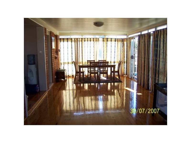 Lilliyvicks Cres, Ambarvale NSW 2560