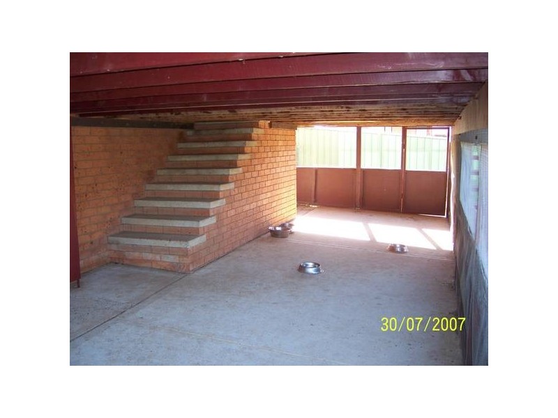 Lilliyvicks Cres, Ambarvale NSW 2560