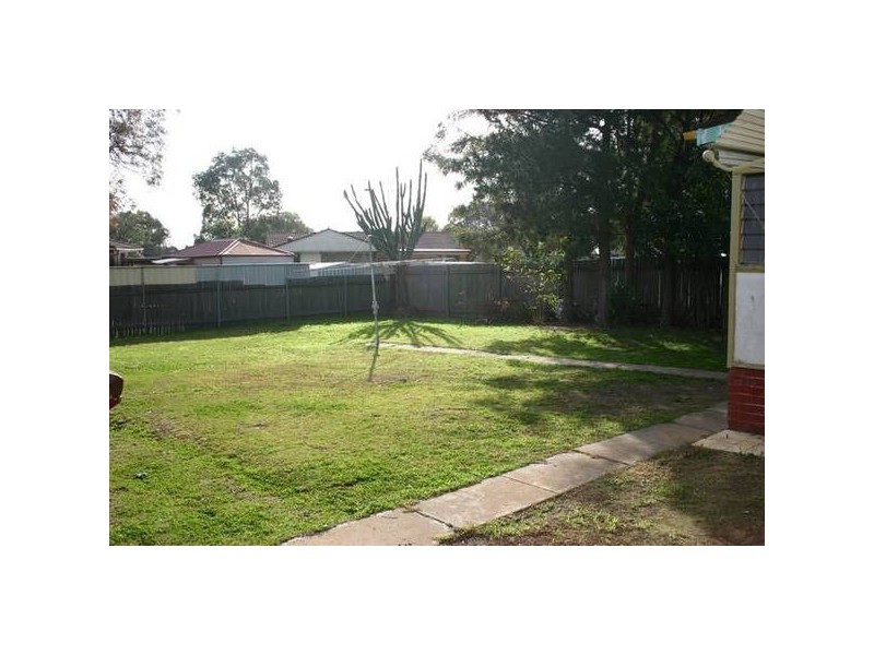 Deans Road, Airds NSW 2560