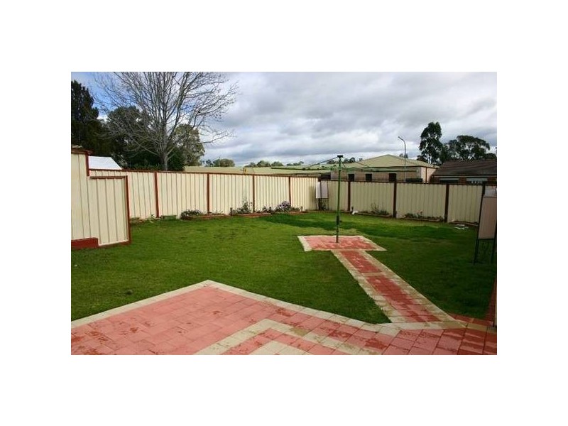 1 Tallowood
Crescent, Bradbury NSW 2560