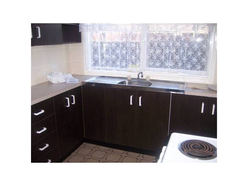 Green Ln, Bradbury NSW 2560