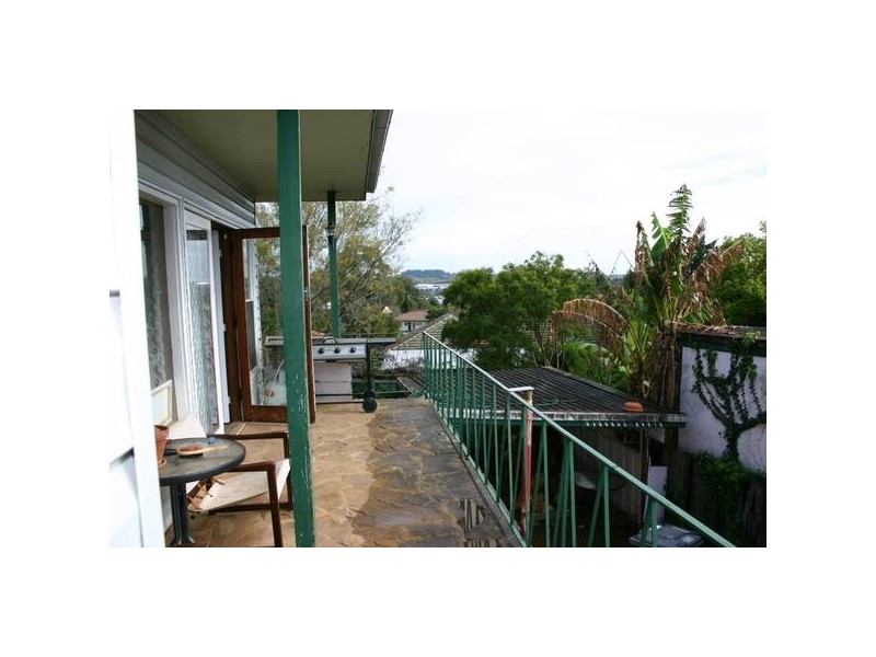 7 Rosalind St, Campbelltown NSW 2560