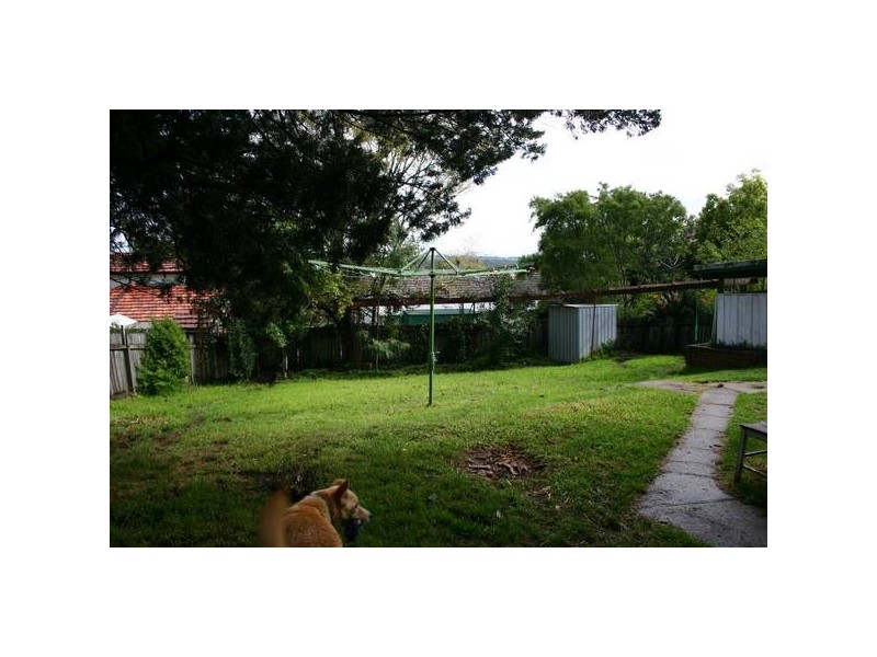 7 Rosalind St, Campbelltown NSW 2560