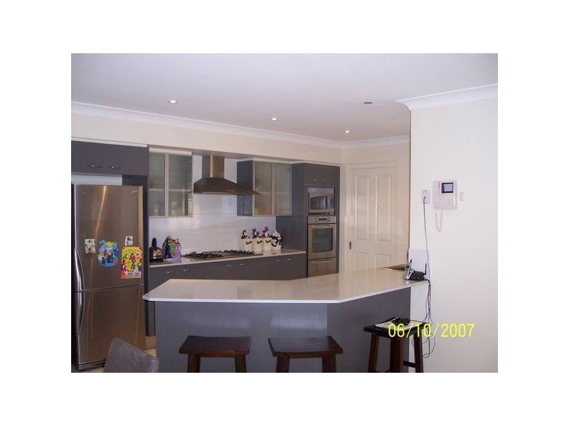 3 Gonzalo St, Rosemeadow NSW 2560