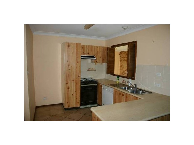 70 Amundsen Street, Leumeah NSW 2560