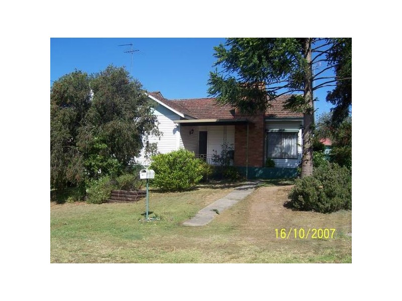 12 Mclean Rd, Campbelltown NSW 2560