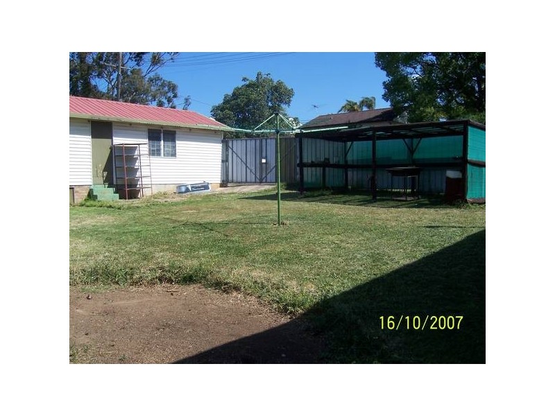 12 Mclean Rd, Campbelltown NSW 2560