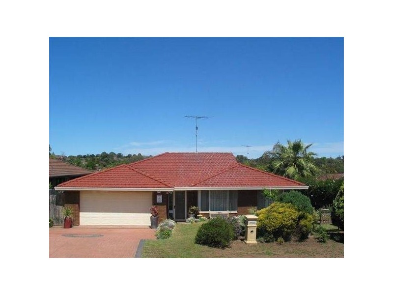 4 Clark Place, Minto NSW 2566