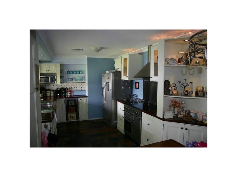 4 Clark Place, Minto NSW 2566