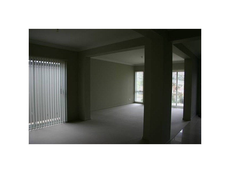 11 Gilchrist Dr, Campbelltown NSW 2560