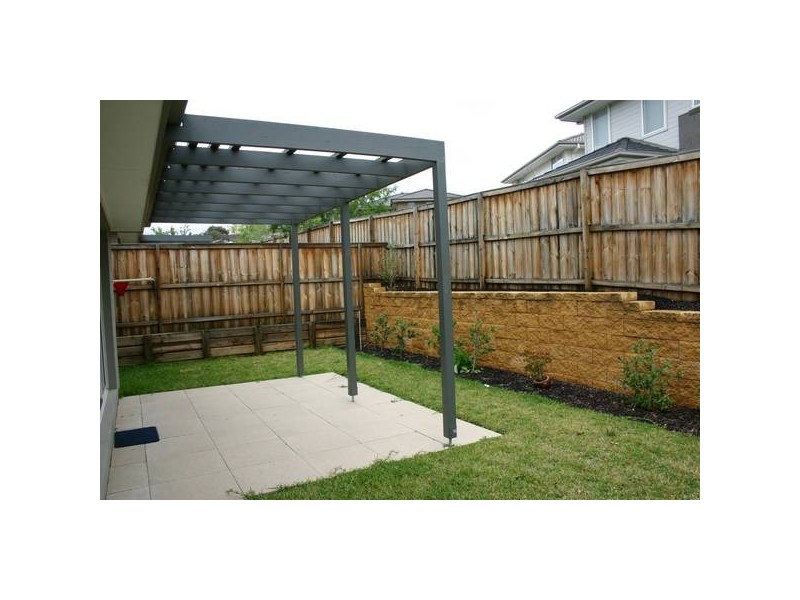 11 Gilchrist Dr, Campbelltown NSW 2560