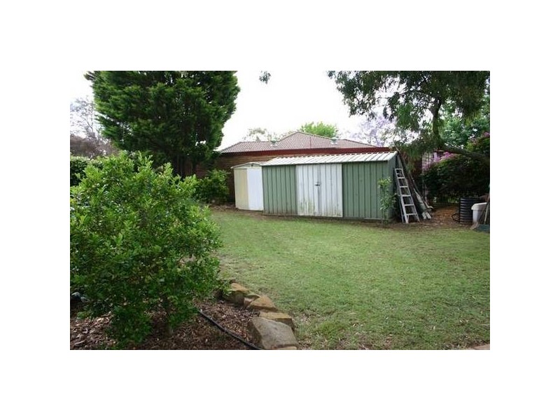 24 Atheltree Crescent, Bradbury NSW 2560