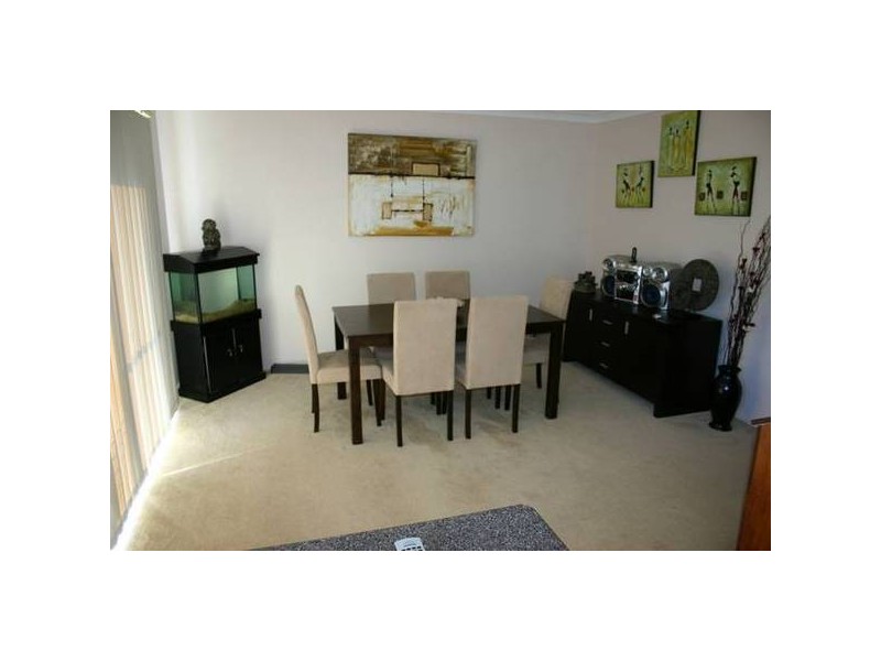 26B Fullerton Circuit, St Helens Park NSW 2560