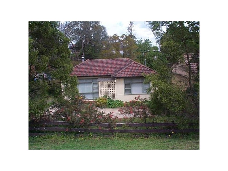 45 Sturt St, Campbelltown NSW 2560