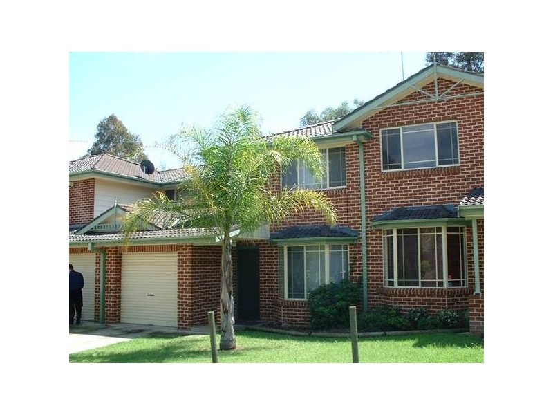 7/6 Wickfield Cct, Ambarvale NSW 2560