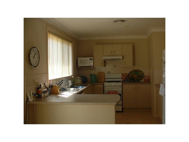 31B Kellerman Dr, St Helens Park NSW 2560
