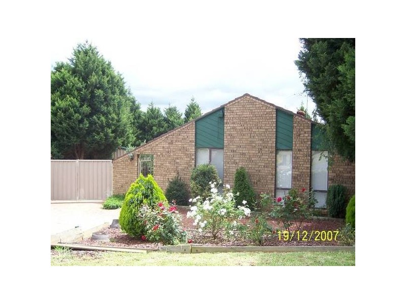 15 Gypsum Pl, Eagle Vale NSW 2558