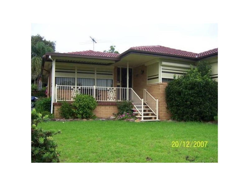 1 Nambucca Pl, Ruse NSW 2560