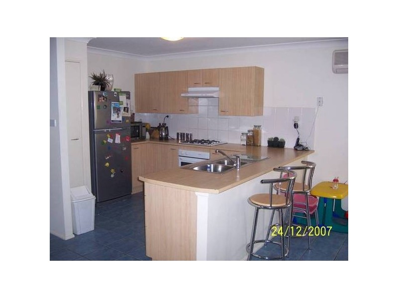 17 McLaughlin Cct, Bradbury NSW 2560