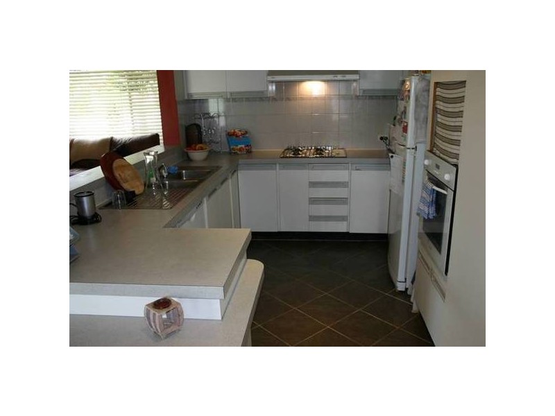 9 Fortinbras Close, Rosemeadow NSW 2560