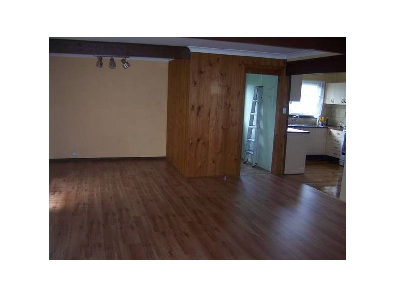 5 Asher Pl, Campbelltown NSW 2560