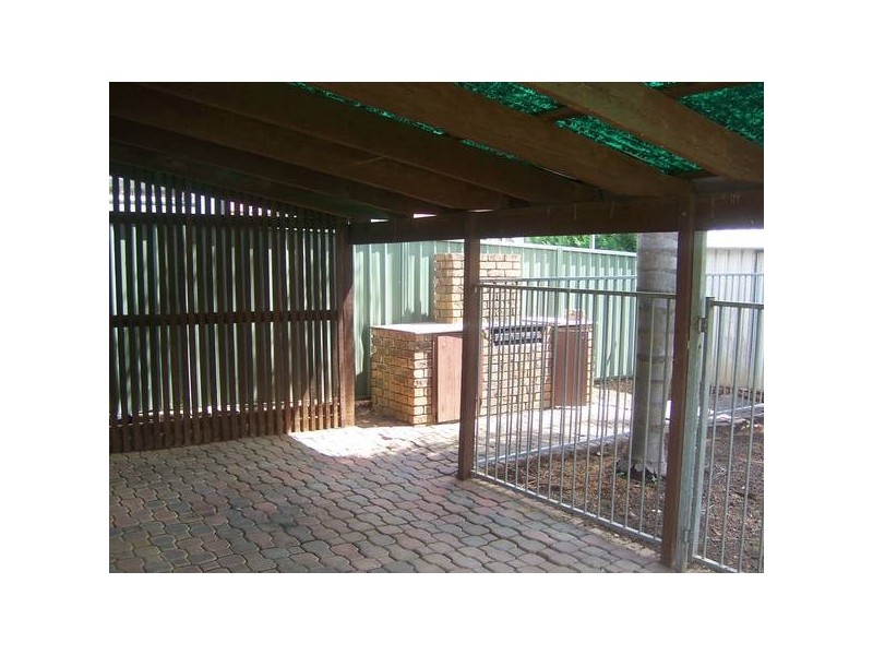 5 Asher Pl, Campbelltown NSW 2560