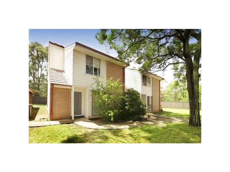 10/11 Mundarda Place, St Helens Park NSW 2560