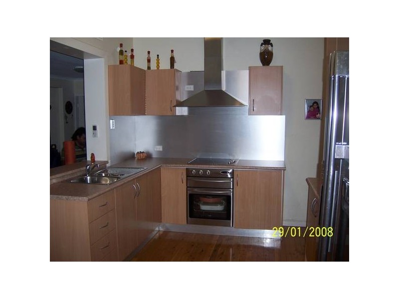 6 Alliott St, Bradbury NSW 2560