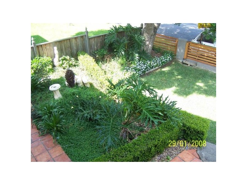 6 Alliott St, Bradbury NSW 2560