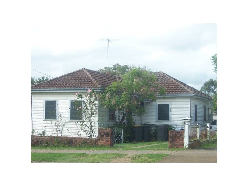50 Warby St, Campbelltown NSW 2560