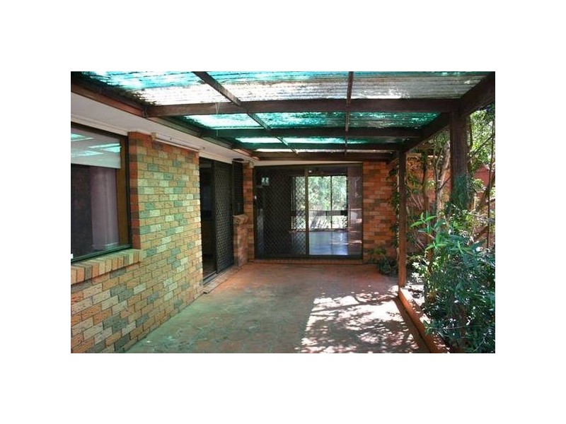 5 Peridot Close, Eagle Vale NSW 2558