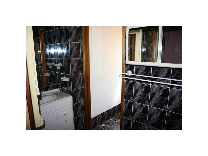 5 Peridot Close, Eagle Vale NSW 2558