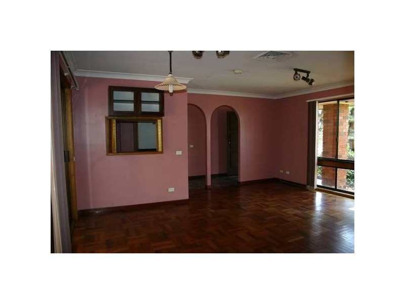 5 Peridot Close, Eagle Vale NSW 2558