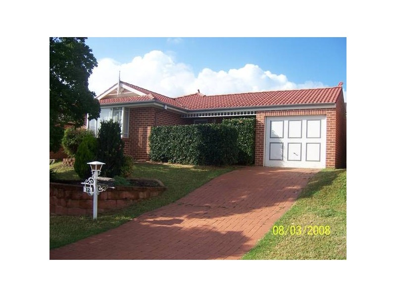 12 Parkholme Cct, Englorie Park NSW 2560