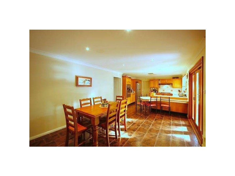 3 Lyndhurst Place, Glen Alpine NSW 2560