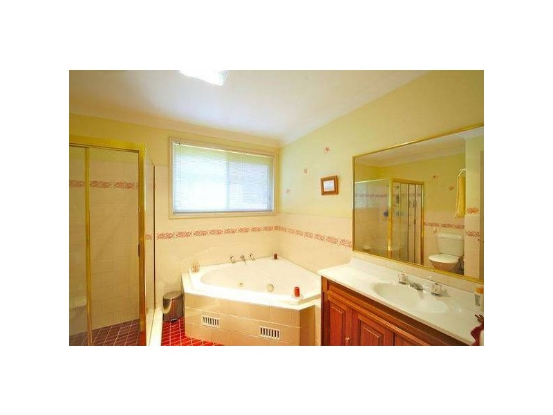 3 Lyndhurst Place, Glen Alpine NSW 2560