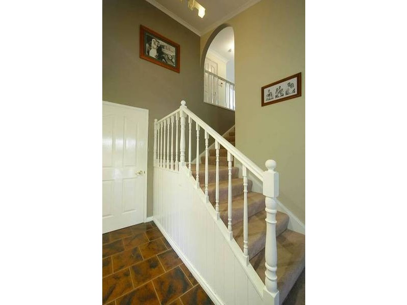 3 Lyndhurst Place, Glen Alpine NSW 2560