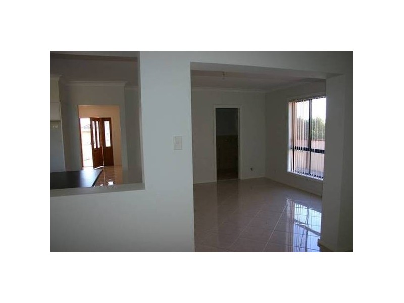 21 Baynton Place, St Helens Park NSW 2560