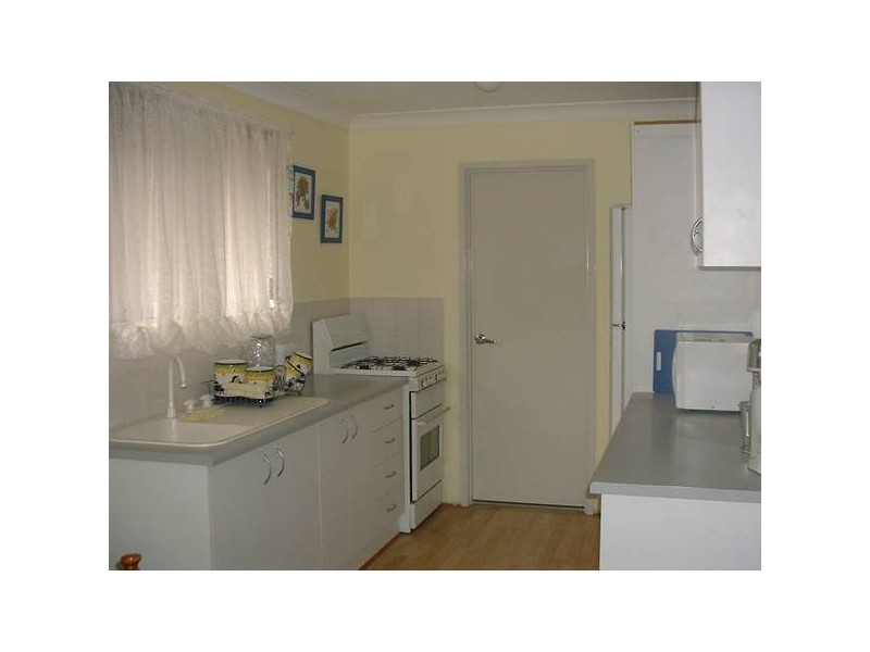 3 Cusack Cl, St Helens Park NSW 2560