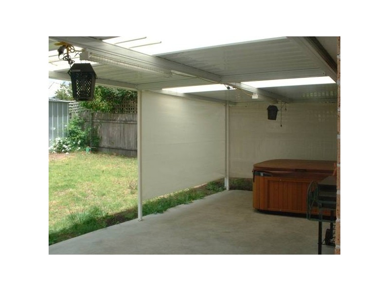 3 Cusack Cl, St Helens Park NSW 2560