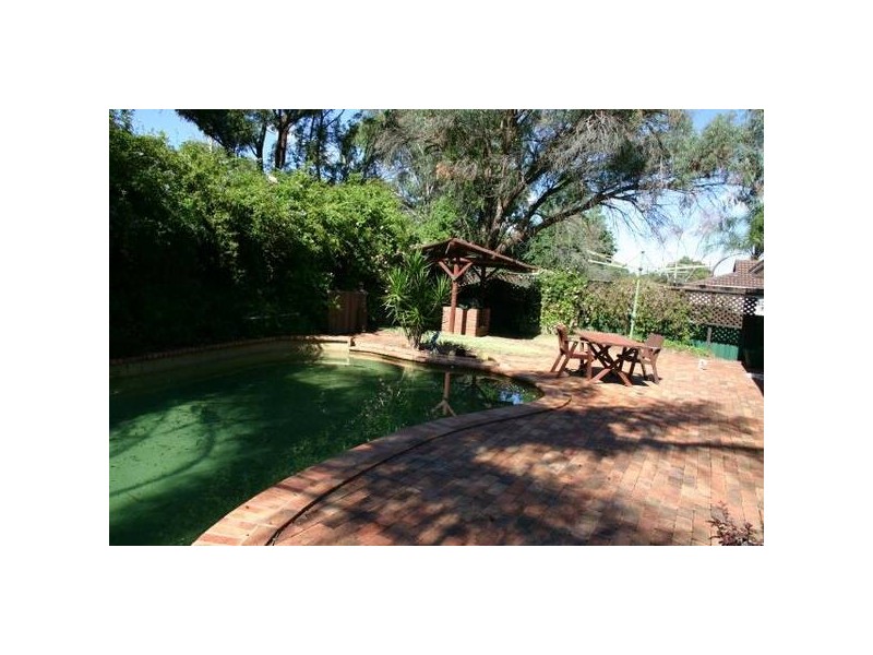 61 Pinaroo Crescent, Bradbury NSW 2560