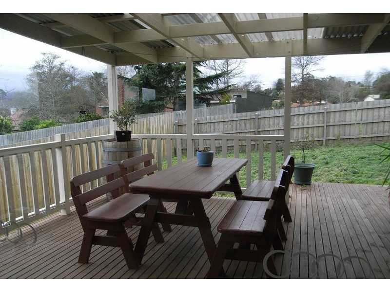 2/99 Maroondah Hwy, Healesville VIC 3777