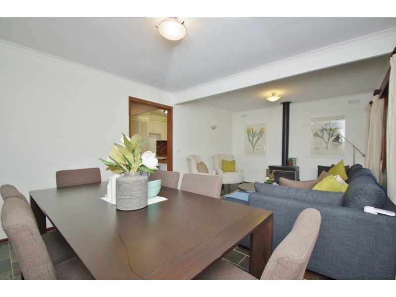 17 Beverley Drive, Healesville VIC 3777