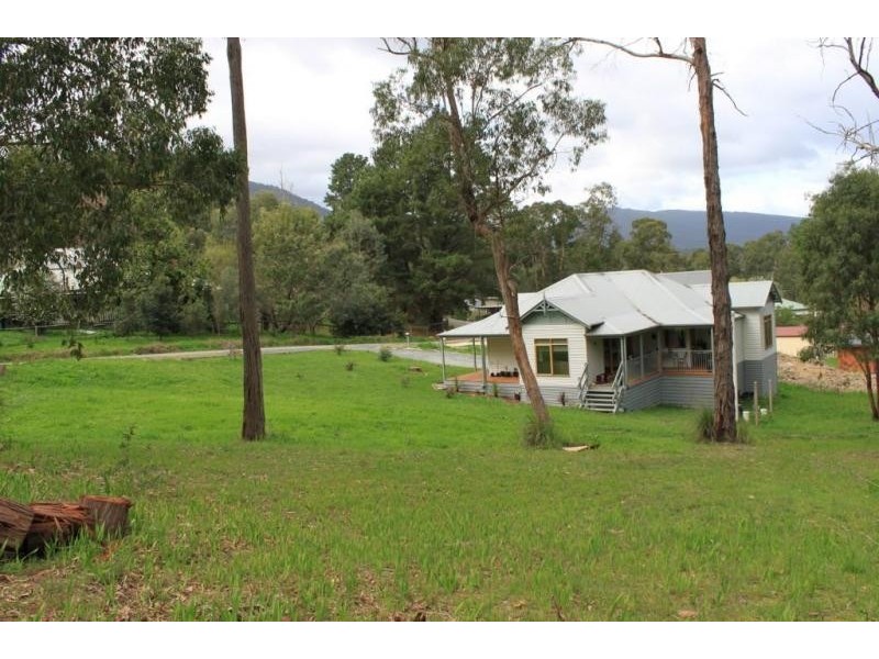 12 Grant Crescent, Healesville VIC 3777