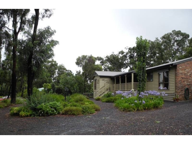 15 Gibbs Road, Healesville VIC 3777
