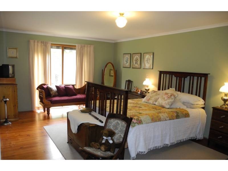 15 Gibbs Road, Healesville VIC 3777