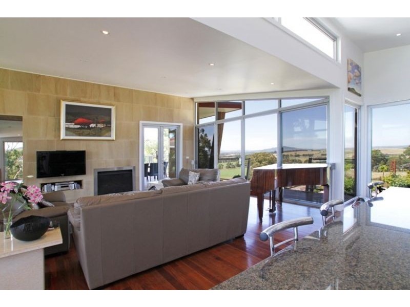 240 Bleases Lane, Dixons Creek VIC 3775
