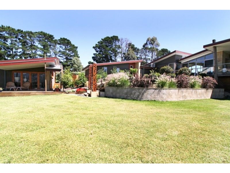 240 Bleases Lane, Dixons Creek VIC 3775